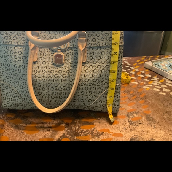 Guess Tote - Picture 11 of 13